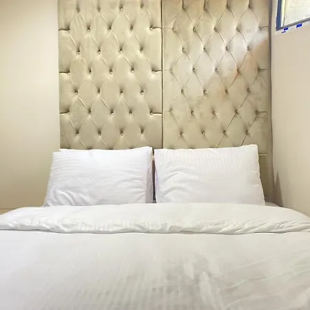 アパート Cozy Loft Flat 2 Min To Trump Mall And Metrobus