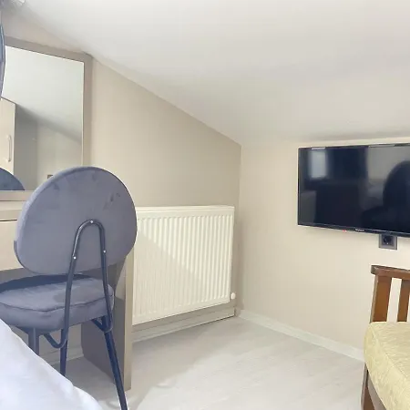 Cozy Loft Flat 2 Min To Trump Mall And Metrobus アパート
