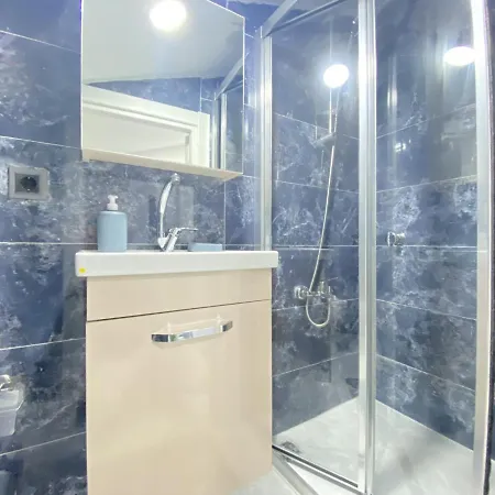 公寓 Cozy Loft Flat 2 Min To Trump Mall And Metrobus 伊斯坦布尔